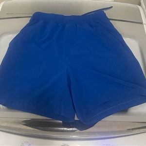 Men’s Lululemon shorts